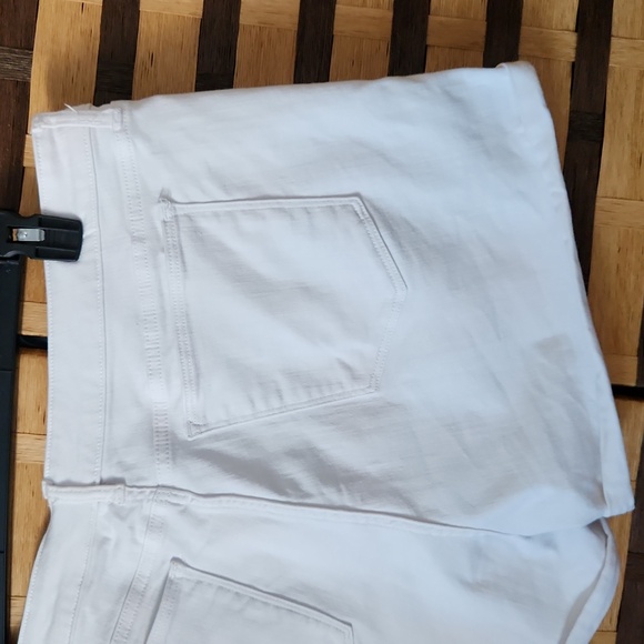 Arizona white jean shorts - Picture 3 of 7